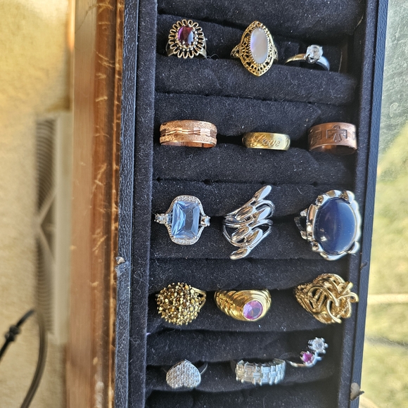 Jewelry Bundle 30 Rings Lot Size 6 To 10 - Picture 13 of 15